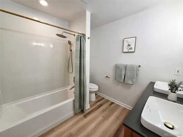 $300,000 | 10950 West Florida Avenue, Unit 304, Lakewood, CO 80232