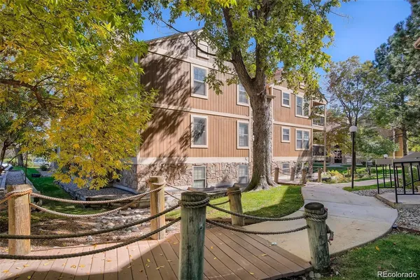 $300,000 | 10950 West Florida Avenue, Unit 304, Lakewood, CO 80232
