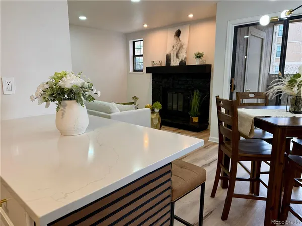 $300,000 | 10950 West Florida Avenue, Unit 304, Lakewood, CO 80232