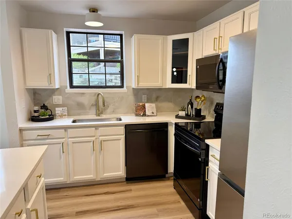 $300,000 | 10950 West Florida Avenue, Unit 304, Lakewood, CO 80232