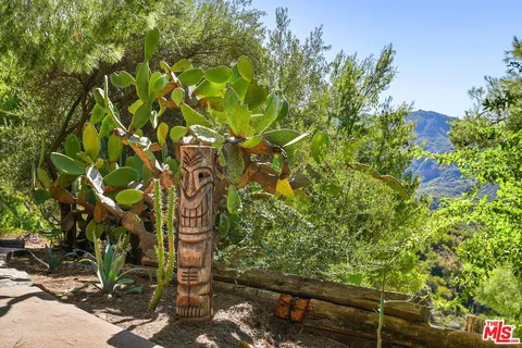 $1,499,000 | 2158 Topanga Skyline Drive, Topanga, CA 90290