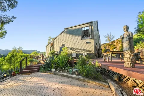 $1,499,000 | 2158 Topanga Skyline Drive, Topanga, CA 90290