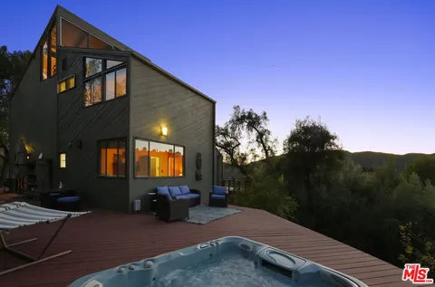 $1,499,000 | 2158 Topanga Skyline Drive, Topanga, CA 90290