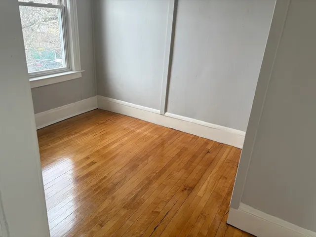 $2,500 | 797 Carew Street, Unit 1, Springfield, MA 01104