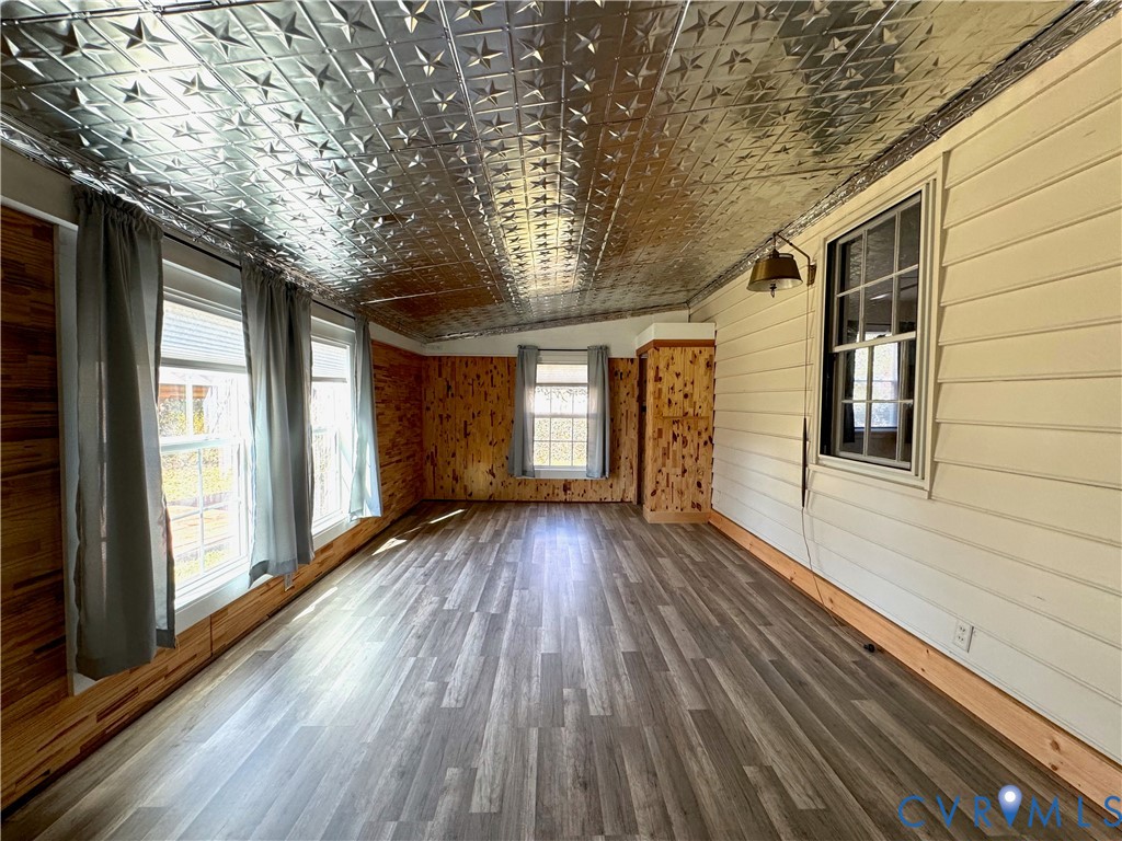 7803 Hermitage Road Henrico, VA 23228 - Photo 18 of 34