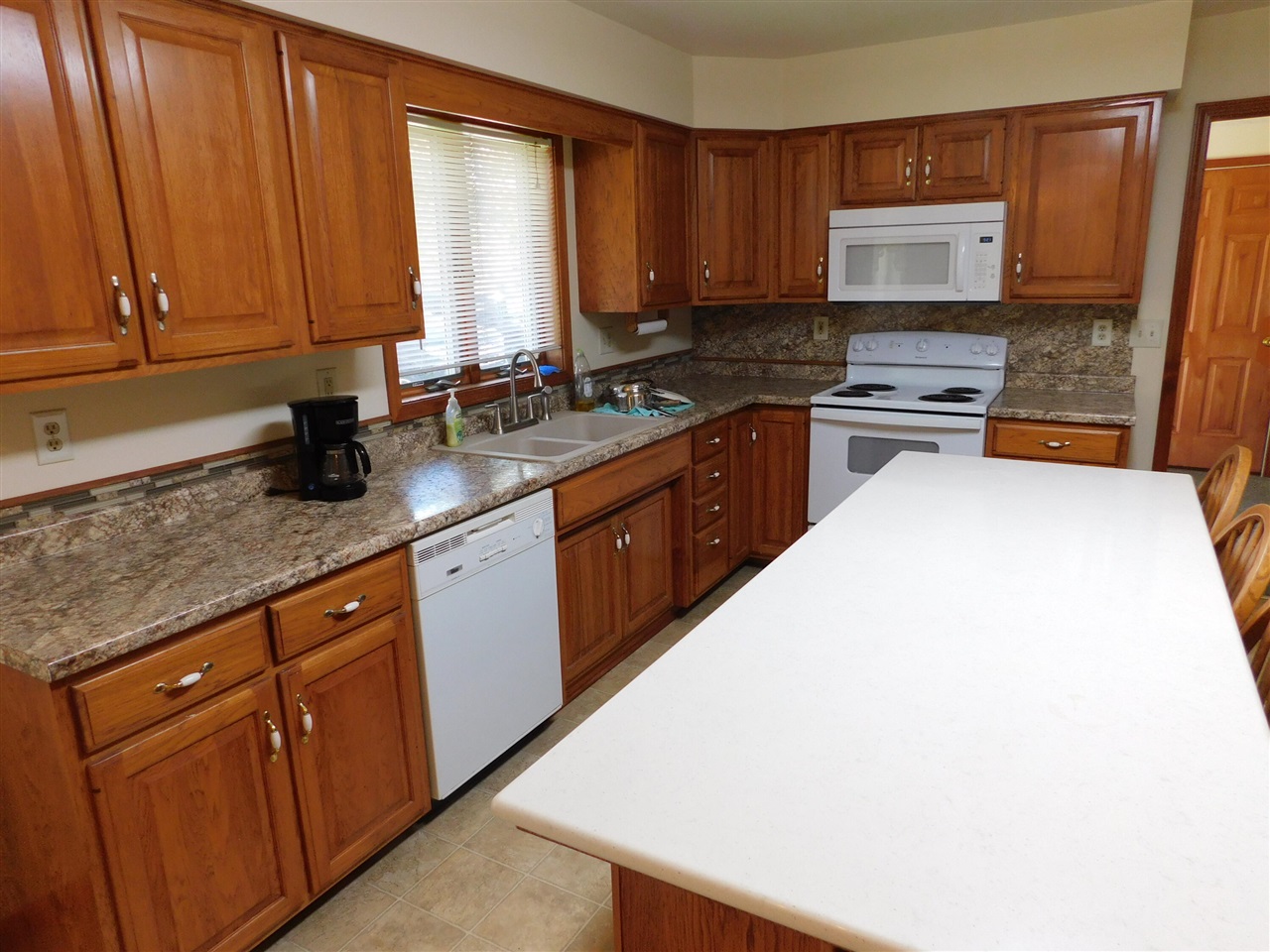 1576 Anthony Road Manistee, MI 49660 - Photo 9 of 34