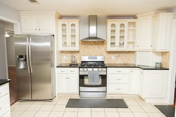 $394,900 | 120 Copper Creek Drive, LaGrange, GA 30240