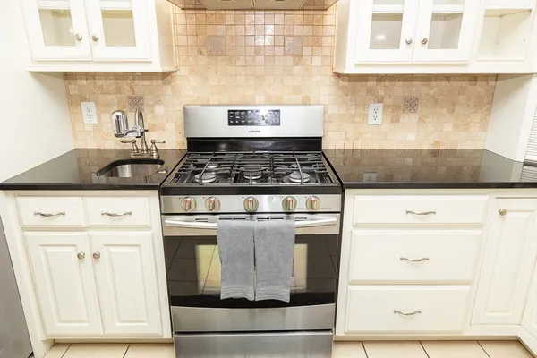 $394,900 | 120 Copper Creek Drive, LaGrange, GA 30240