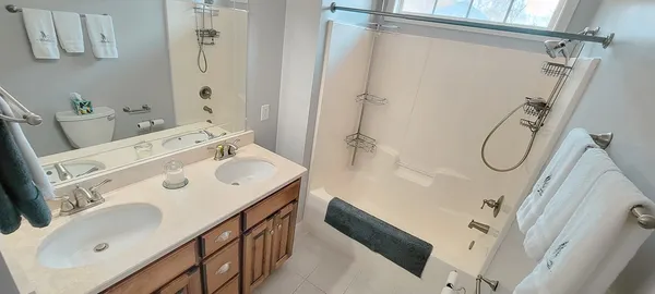 $394,900 | 120 Copper Creek Drive, LaGrange, GA 30240