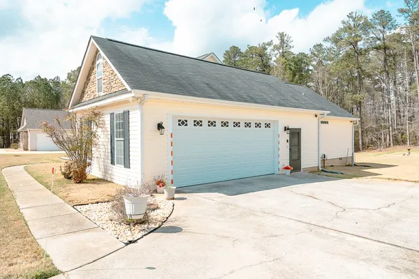 $394,900 | 120 Copper Creek Drive, LaGrange, GA 30240