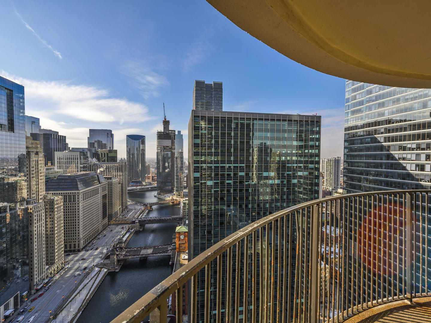 300 North State Street, Unit 4802 Chicago, IL 60654 - Photo 10 of 15 a view of balcony with city view