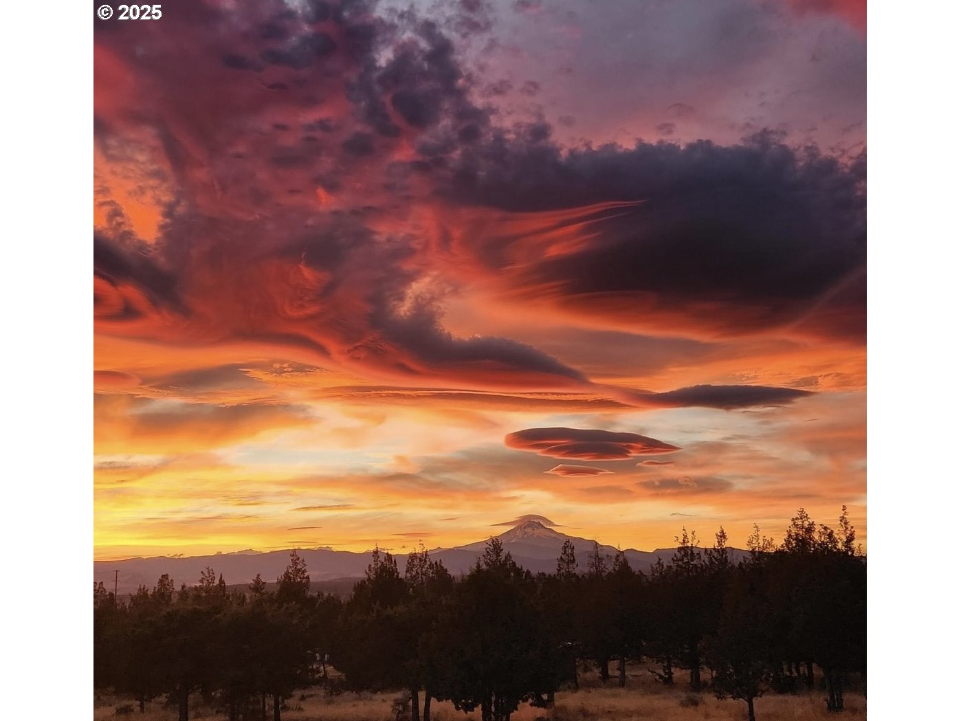 5969 Southwest Sundance Lane Culver, OR 97734 - Photo 1 of 23 a view of a sky