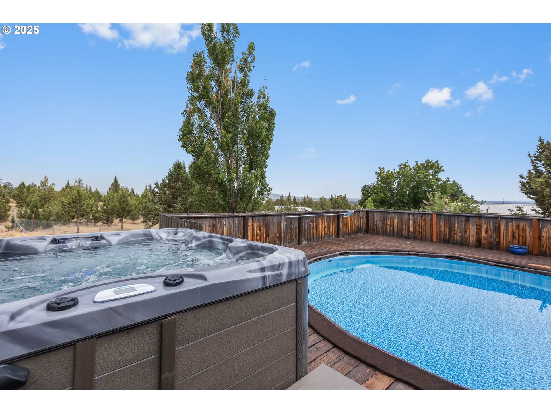 5969 Southwest Sundance Lane Culver, OR 97734 - Photo 18 of 23 a view of a balcony with yard