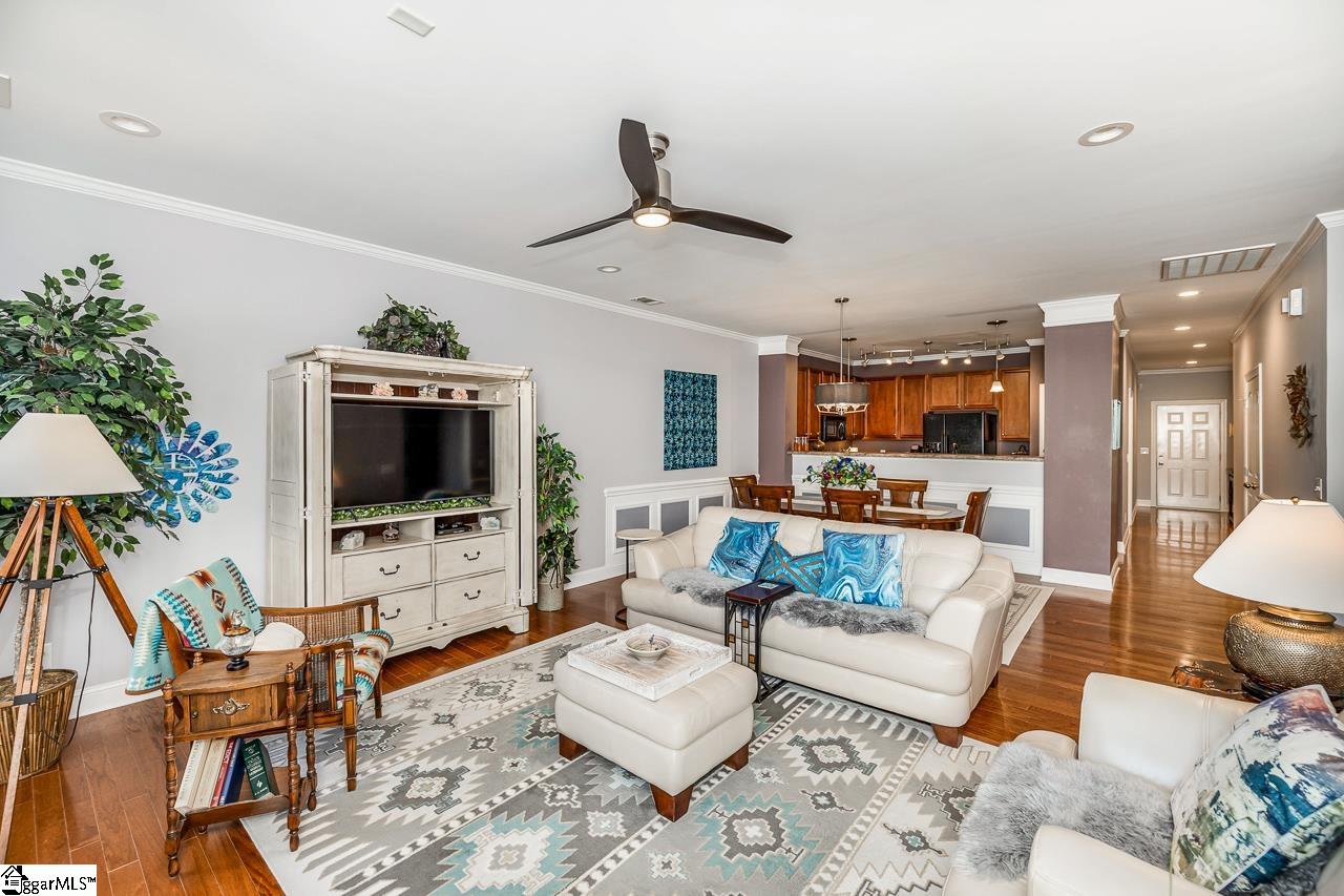 244 Louisville Drive Greenville, SC 29607 - Photo 6 of 35