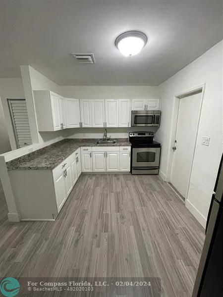 2840 Northwest 8th St  