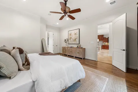 $1,195,000 | 324 Duffy Lane, Austin, TX 78738