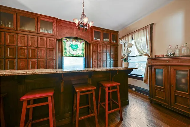 $410,000 | 221 West Front Street, Bonner Springs, KS 66012