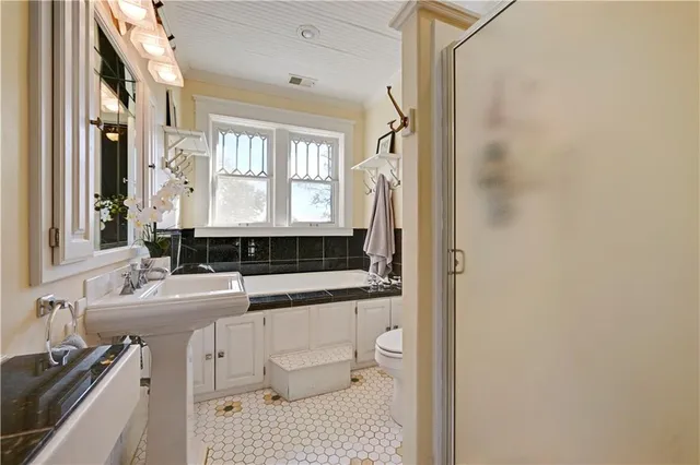 $410,000 | 221 West Front Street, Bonner Springs, KS 66012