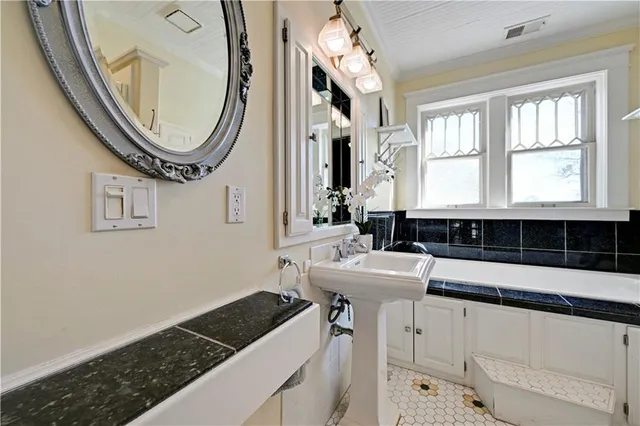 $410,000 | 221 West Front Street, Bonner Springs, KS 66012