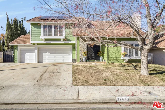 $550,000 | 37443 Yorkshire Drive, Palmdale, CA 93550