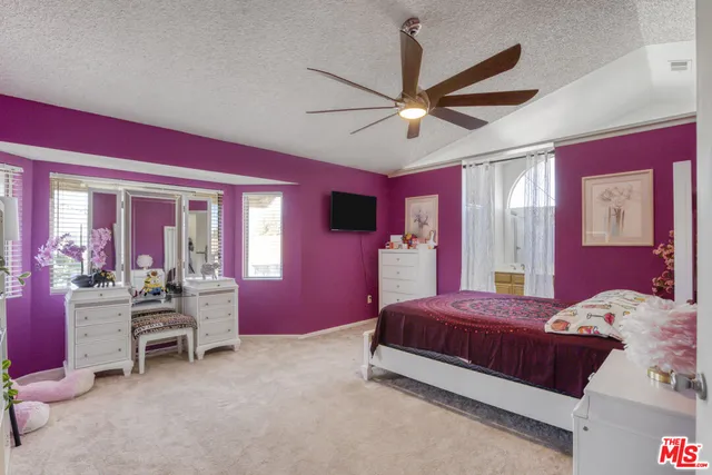 $550,000 | 37443 Yorkshire Drive, Palmdale, CA 93550