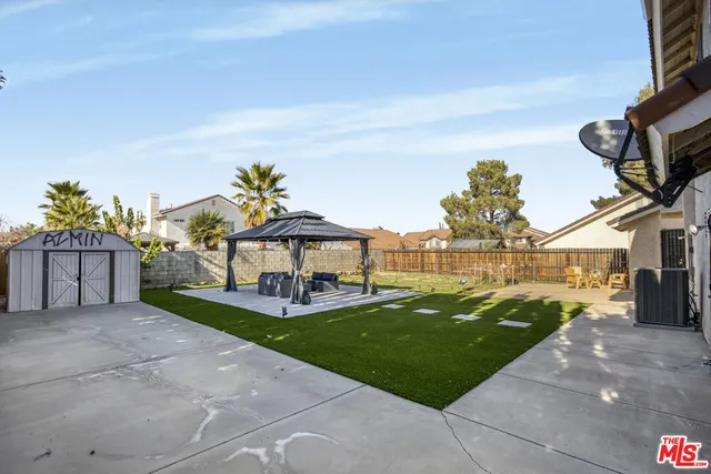 $550,000 | 37443 Yorkshire Drive, Palmdale, CA 93550