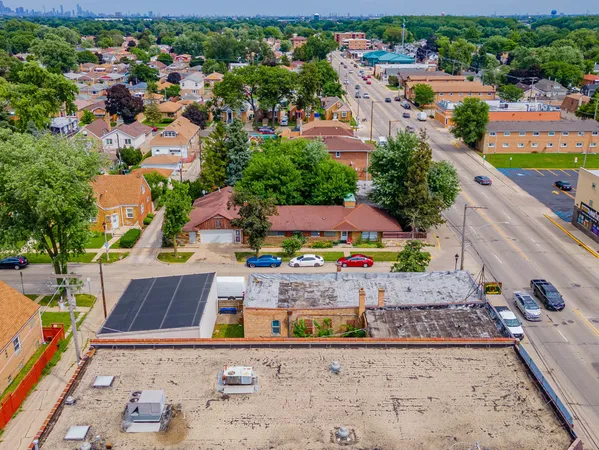 $520,000 | 3847 Euclid Avenue, Berwyn, IL 60402