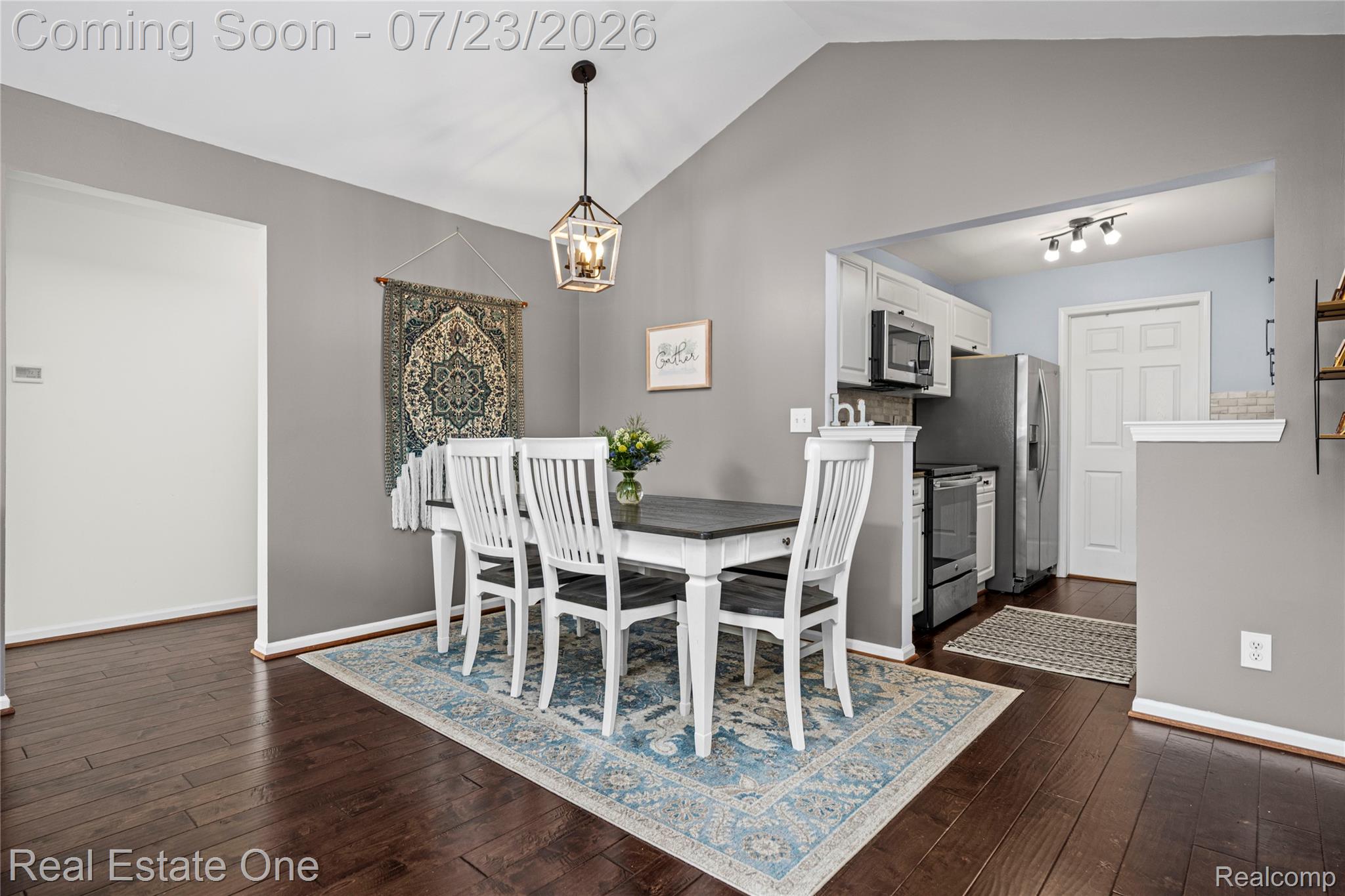 3570 Tremonte Circle, Unit 282 Rochester, MI 48306 - Photo 15 of 44 Dining nook
