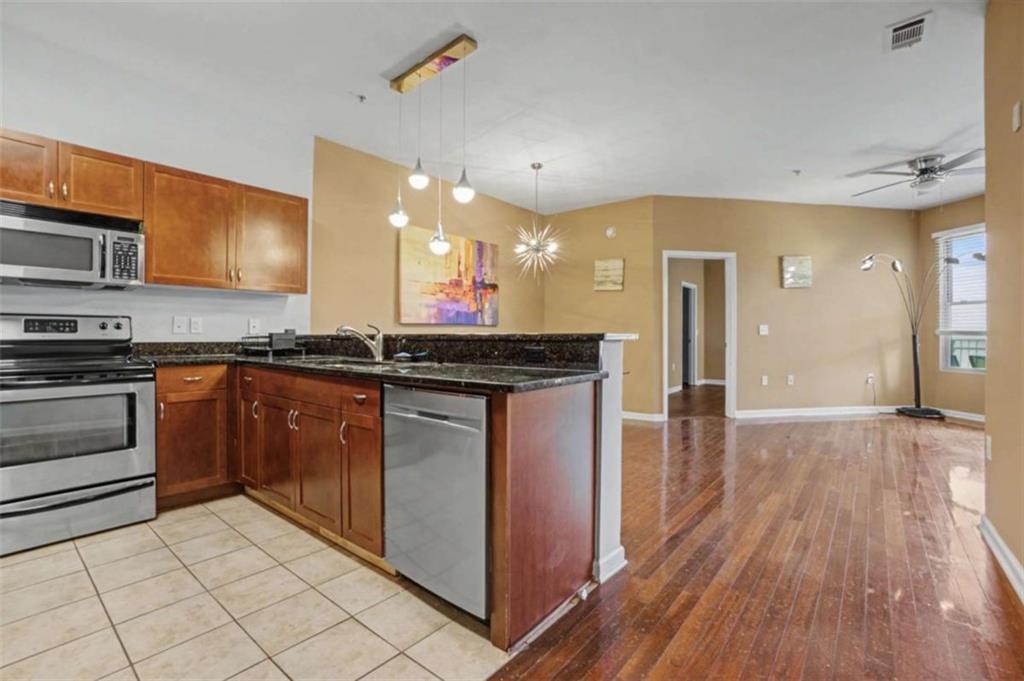 870 Mayson Turner Road Northwest, Unit 1311 Atlanta, GA 30314 - Photo 6 of 29