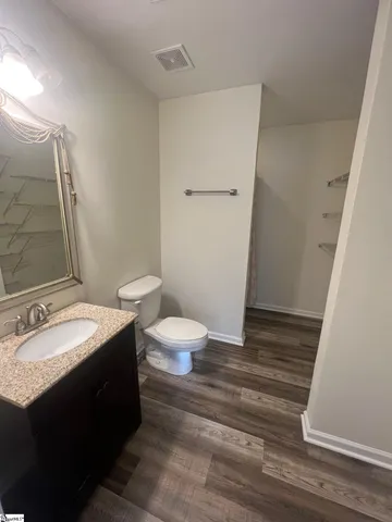 $1,900 | 377 Still Water Circle, Boiling Springs, SC 29316