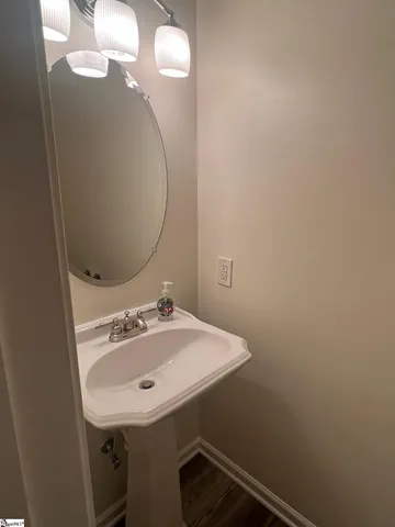 $1,900 | 377 Still Water Circle, Boiling Springs, SC 29316