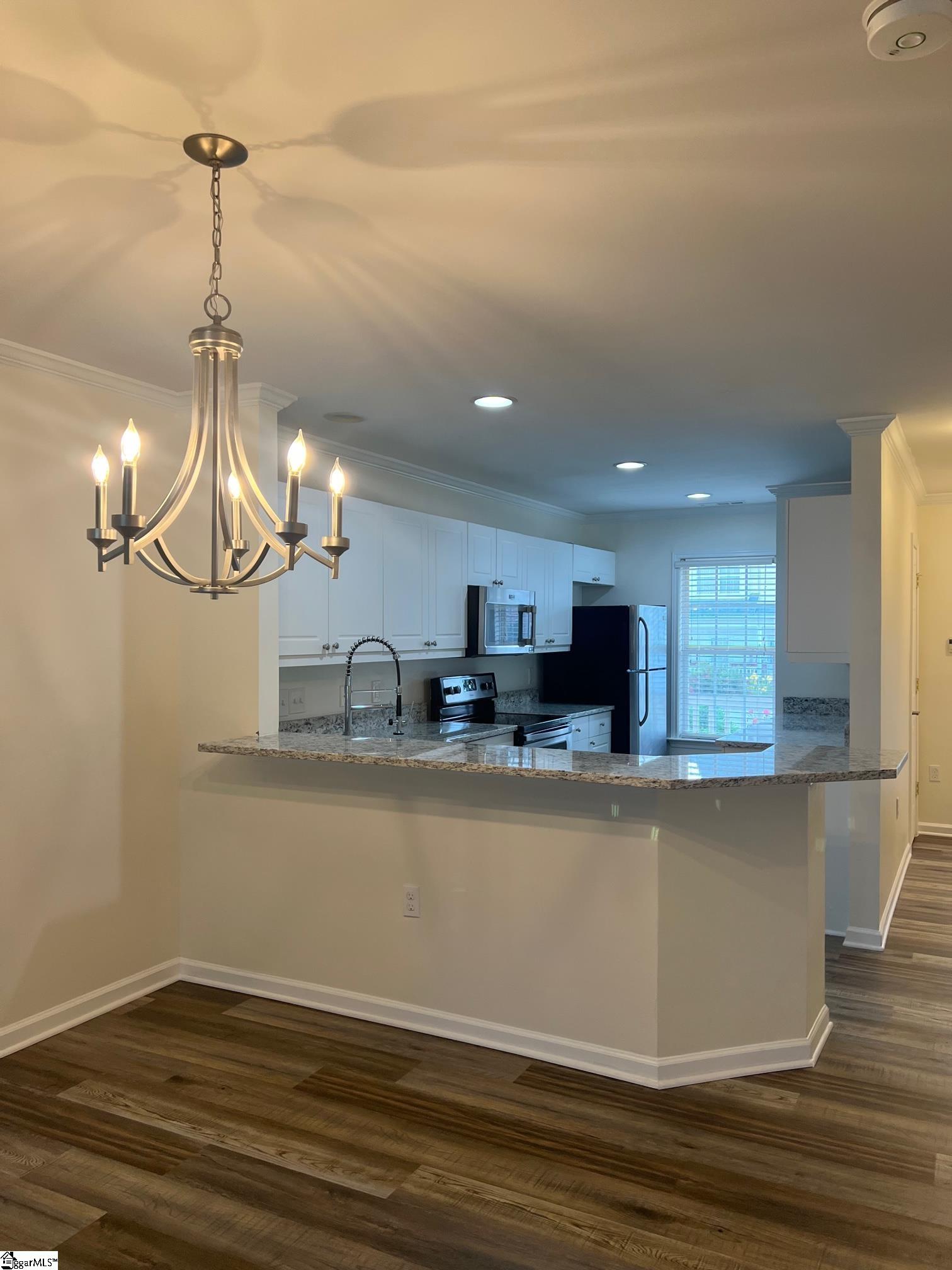 377 Still Water Circle Boiling Springs, SC 29316 - Photo 6 of 30