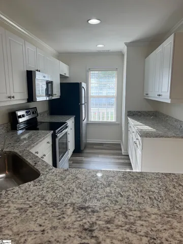 $1,900 | 377 Still Water Circle, Boiling Springs, SC 29316