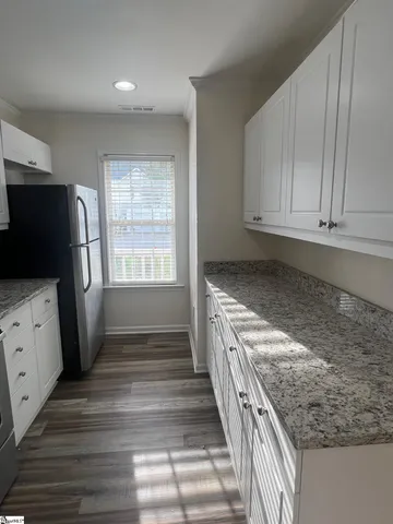 $1,900 | 377 Still Water Circle, Boiling Springs, SC 29316