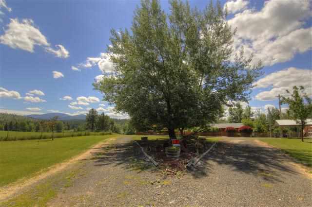 13310 East Blanchard Road Elk, WA 99009 - Photo 1 of 11 Gallery Image 1