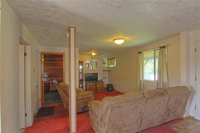13310 East Blanchard Road Elk, WA 99009 - Photo 2 of 11 Gallery Image 2