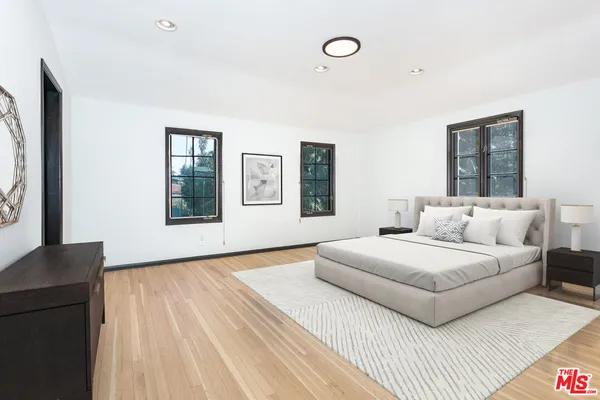 $25,300 | 806 North Alpine Drive, Beverly Hills, CA 90210