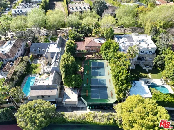 $25,300 | 806 North Alpine Drive, Beverly Hills, CA 90210