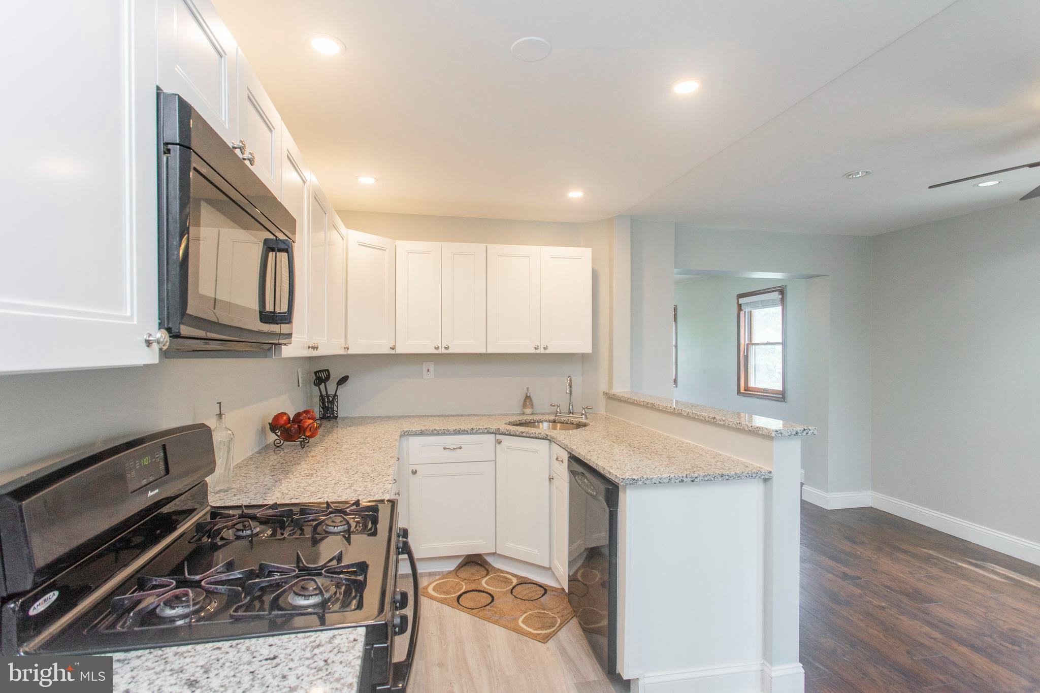 716 Michell Street Ridley Park, PA 19078 - Photo 6 of 38 New cabinets & flooring!