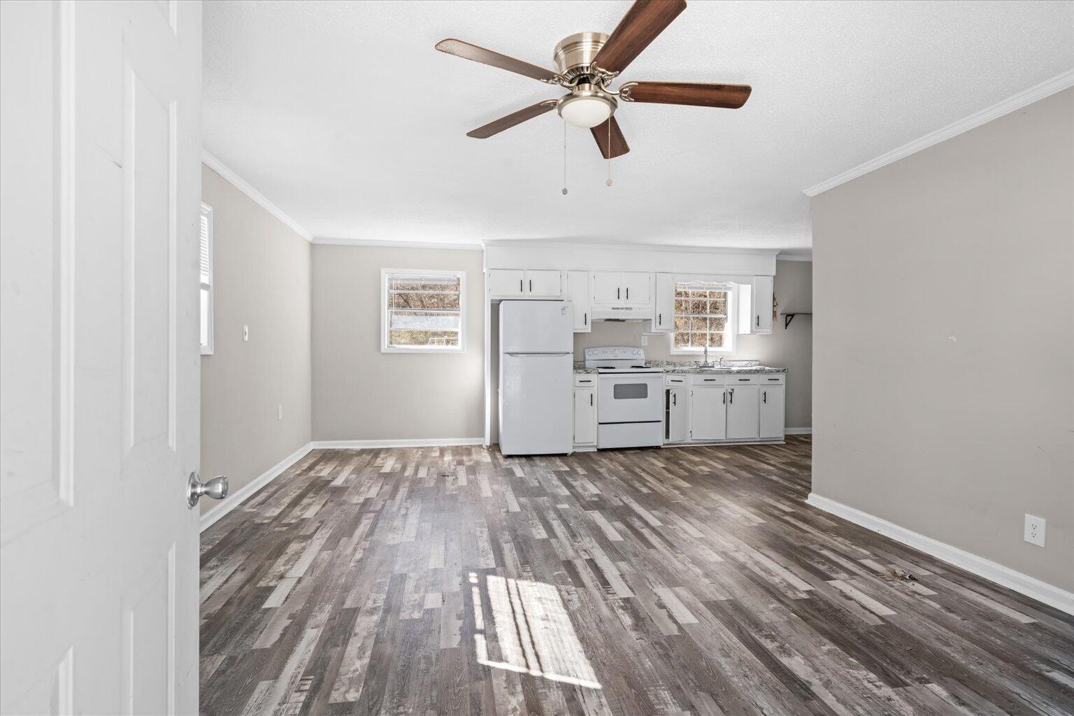 3950 South Dixie Road Dalton, GA 30721 - Photo 14 of 55 3950 S Dixie HWY14