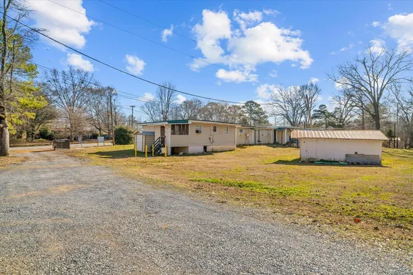 $899,000 | 3950 South Dixie Road, Dalton, GA 30721
