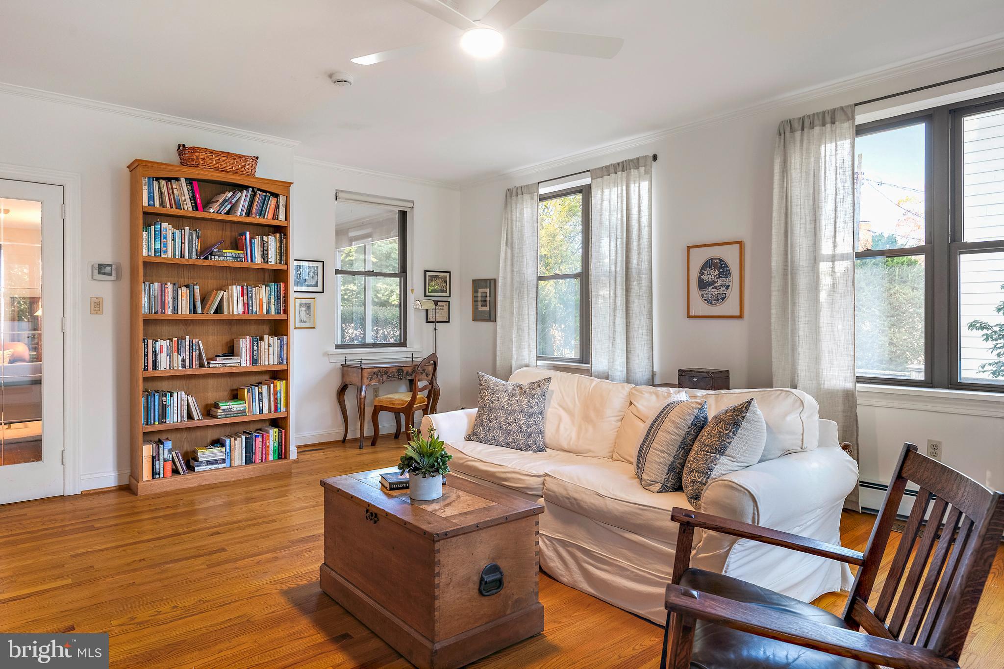 637 Chase Street Annapolis, MD 21401 - Photo 10 of 63