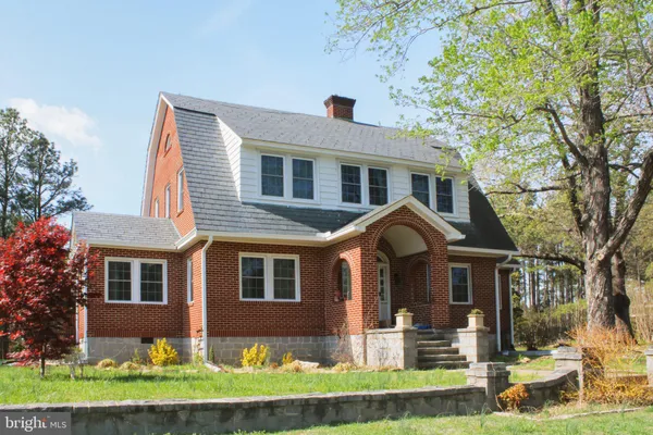 $2,950 | 22889 North James Madison Highway, Dillwyn, VA 23936