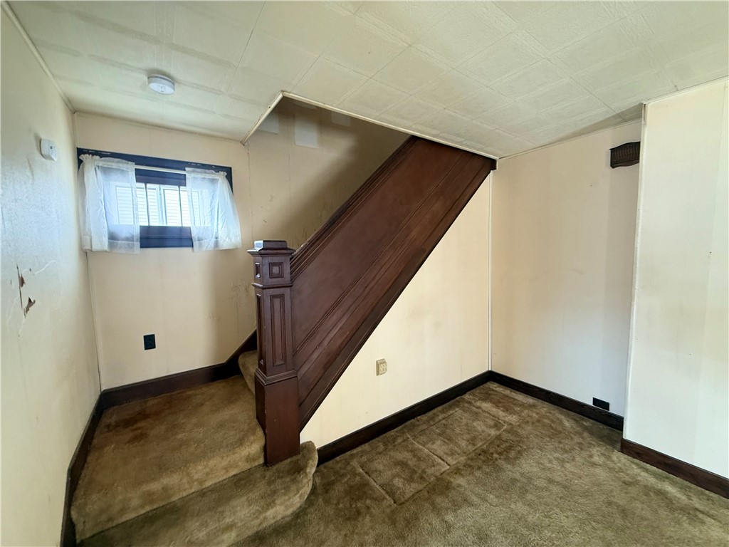 8 Porter Street Seneca Falls, NY 13148 - Photo 11 of 43