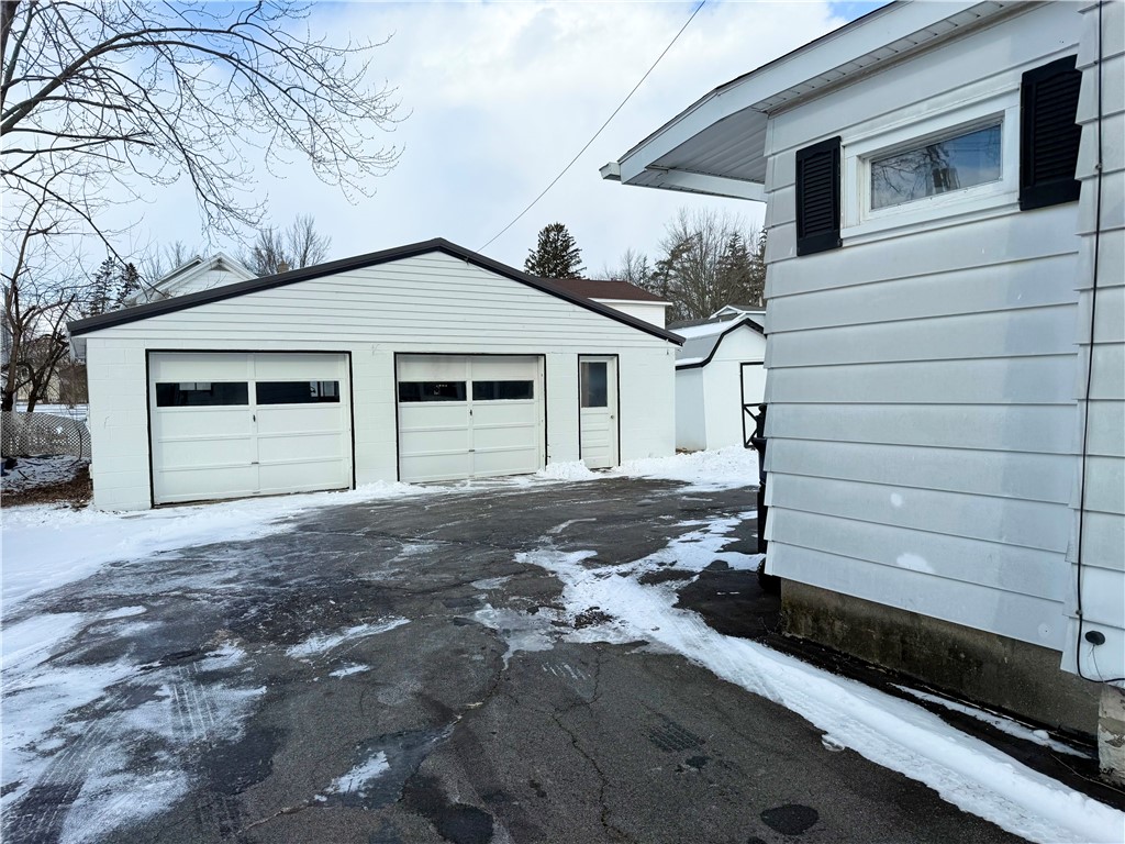 8 Porter Street Seneca Falls, NY 13148 - Photo 2 of 43