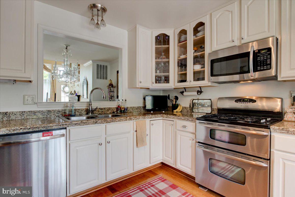515 Tschiffely Square Road Gaithersburg, MD 20878 - Photo 12 of 39 Gallery Image 12