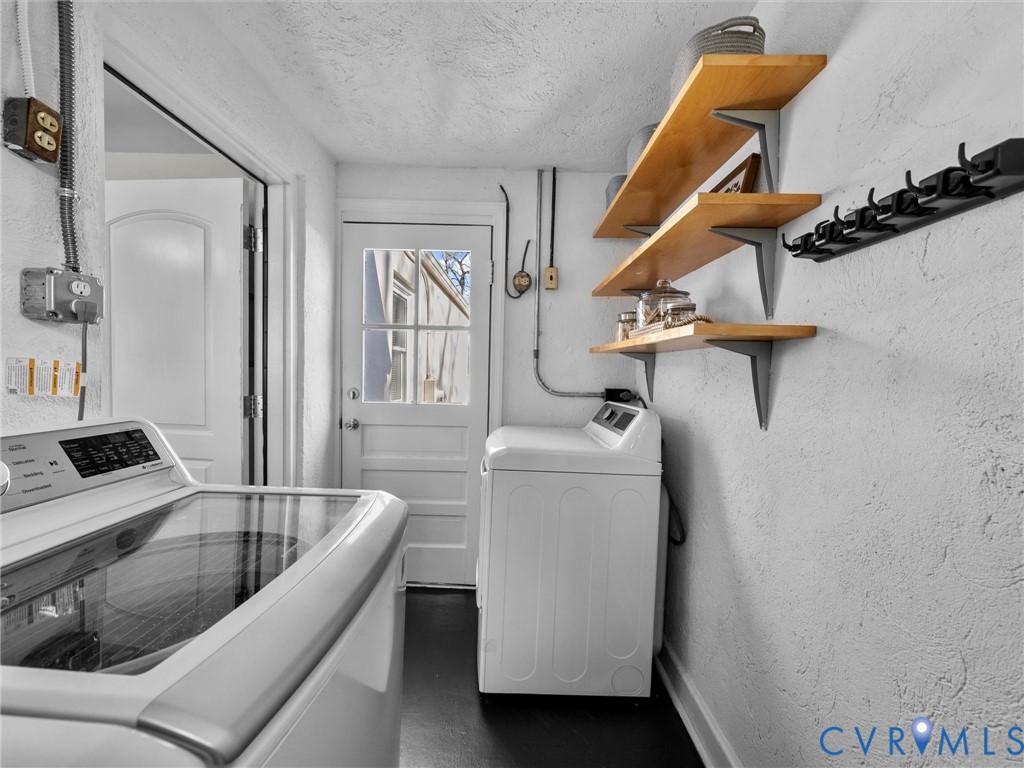 6715 Galaxie Road Henrico, VA 23228 - Photo 30 of 40 a view of kitchen and hall with wooden floor