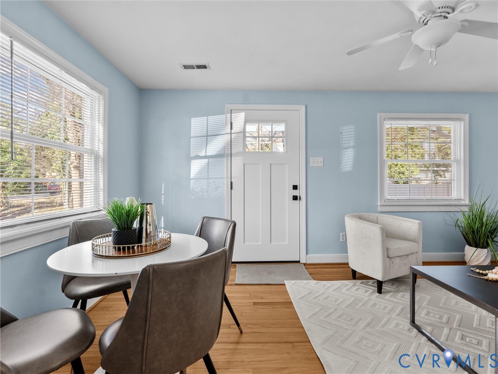 6715 Galaxie Road Henrico, VA 23228 - Photo 9 of 40 a living room with furniture and a large window