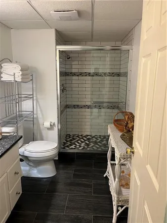 $435,000 | 11806 Craig Street, Overland Park, KS 66210