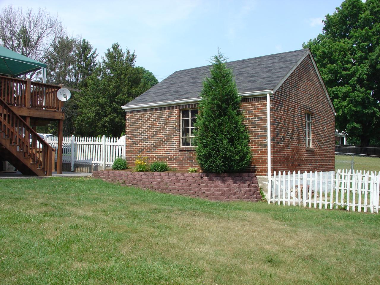 3546 Grandin Road Southwest Roanoke, VA 24018 - Photo 21 of 21 Another View Of The Back Yard